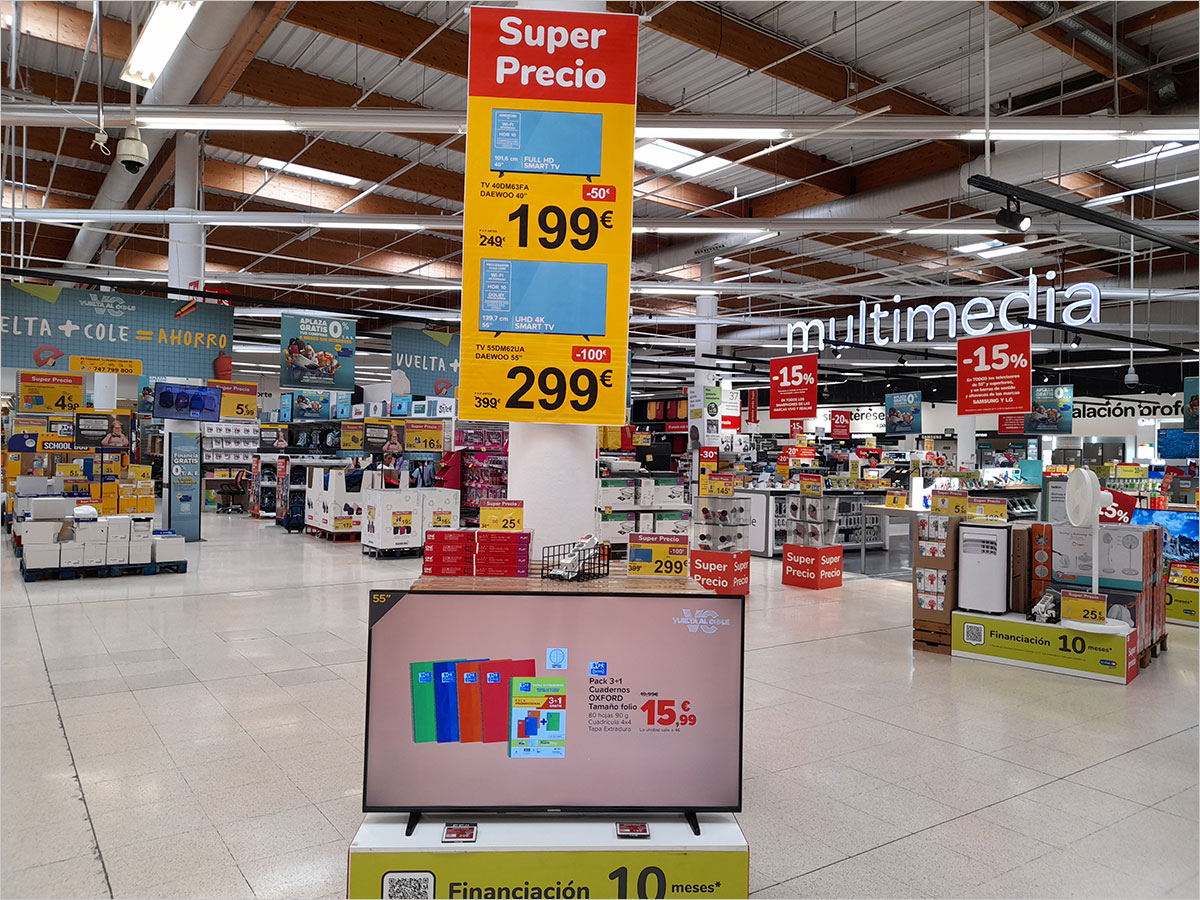 Carrefour Supermarket in Las Arenas Shopping Centre in Gran Canaria
