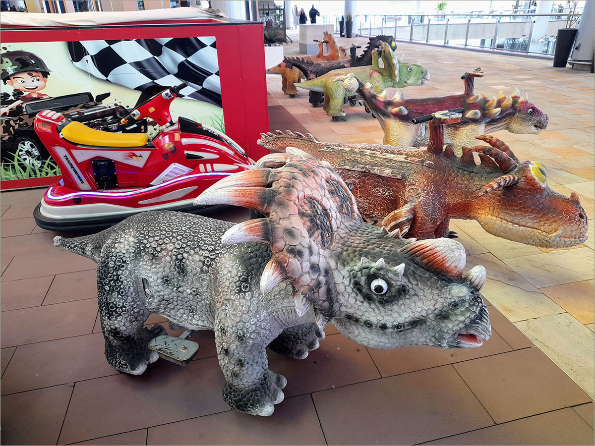 Scooter for kids in Los Alisios shopping centre