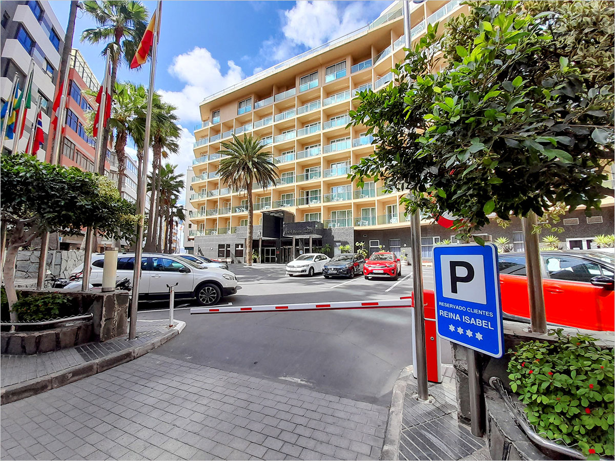 Hotel Reina Isabel in Las Palmas de Gran Canaria Hotel Reina Isabel in Las Palmas de Gran Canaria